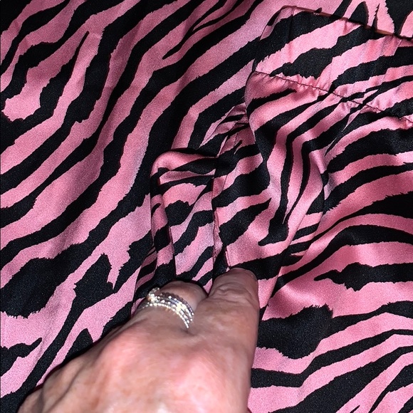 🦓VS Zebra Pink/Black sleep pants🦓 - Picture 4 of 6